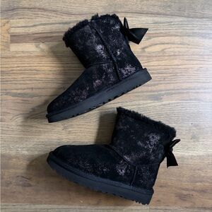 UGG Mini Bailey Bow Glimmer Black Boots